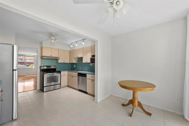 $176,000 | 5095 Bay Street Northeast, Unit 114, St. Petersburg, FL 33703
