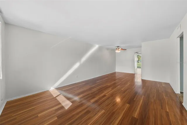 $176,000 | 5095 Bay Street Northeast, Unit 114, St. Petersburg, FL 33703