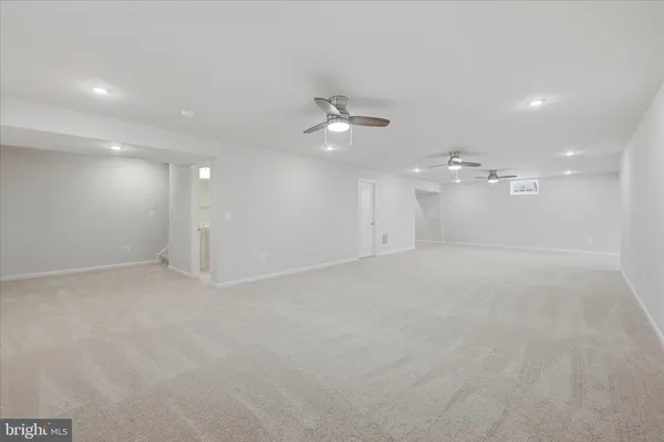 $3,000 | 148 Huntwell W Avenue, Ranson, WV 25438