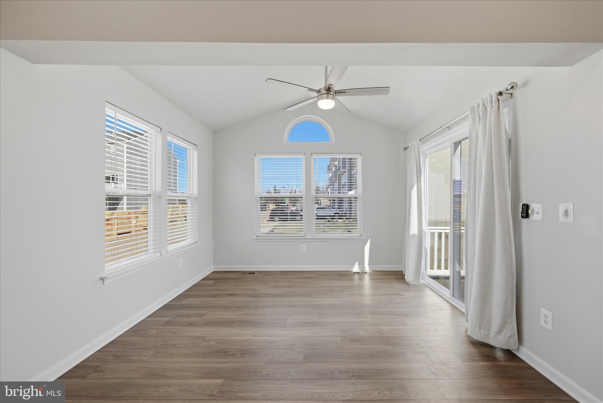 148 Huntwell W Avenue Ranson, WV 25438 - Photo 8 of 20 Dining Room