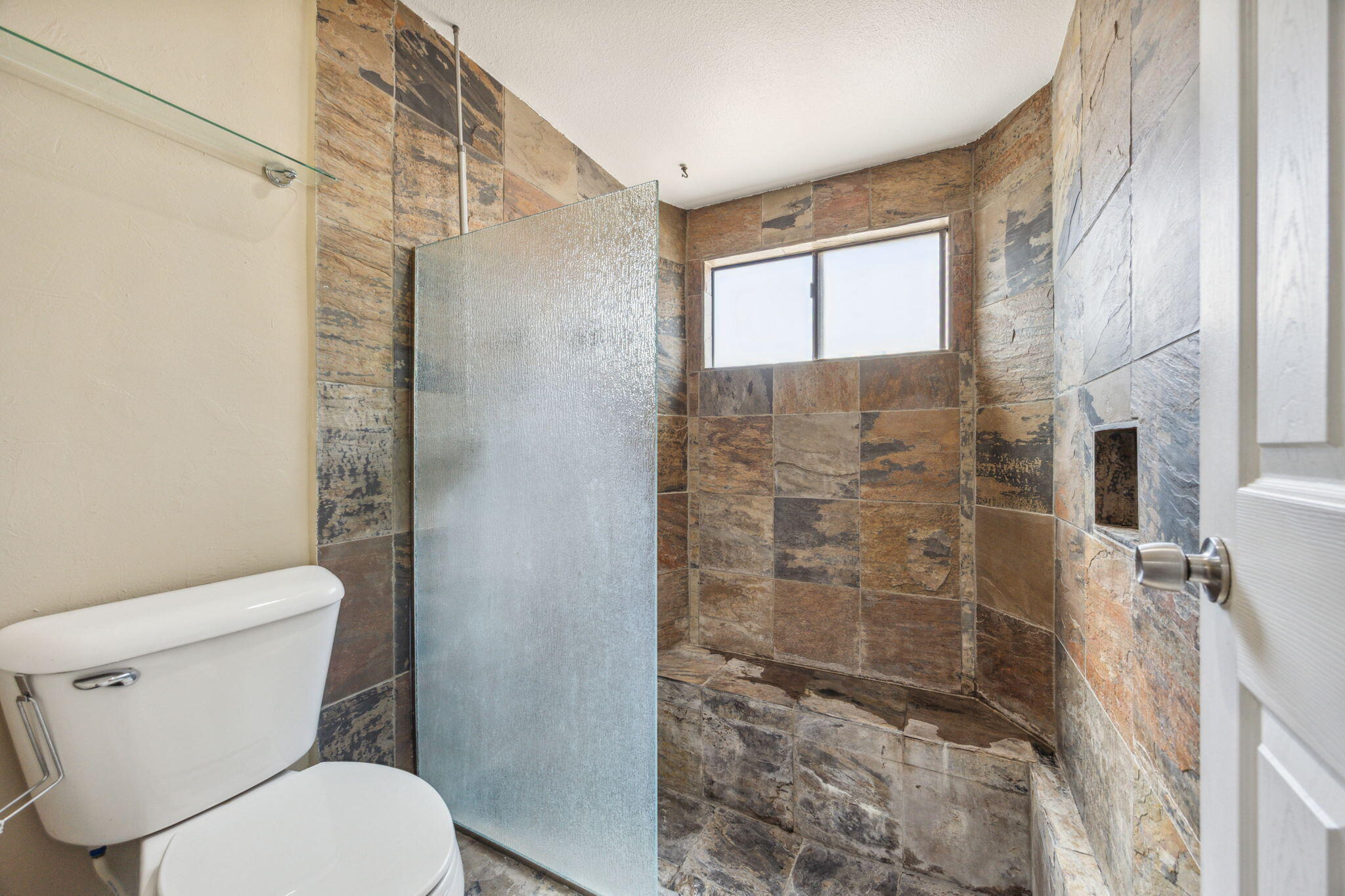 9735 Hoylake Road Desert Hot Springs, CA 92240 - Photo 28 of 50 43-web-or-mls-8M4A0594