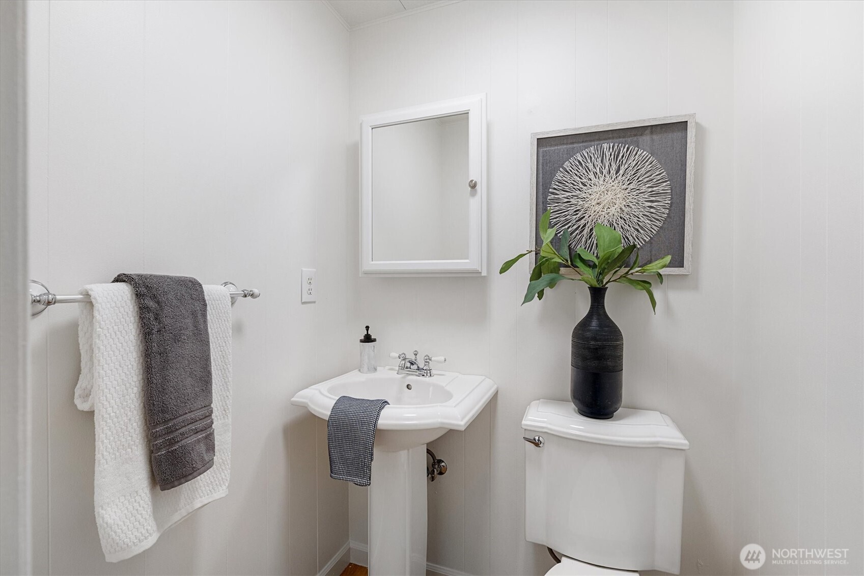 9226 Northeast 184th Place Bothell, WA 98011 - Photo 15 of 36