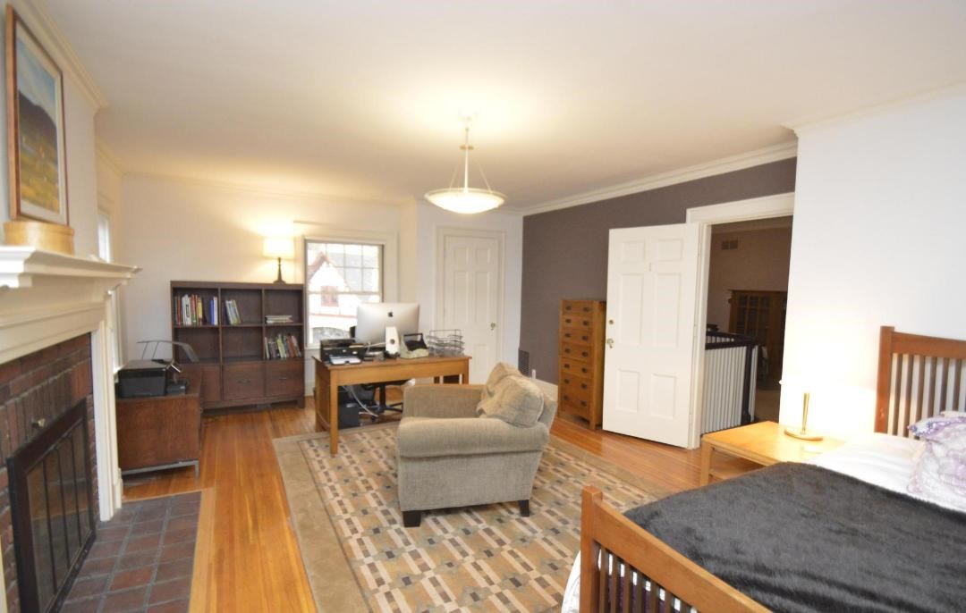 144 Pinnacle Road Rochester, NY 14620 - Photo 20 of 29 Second level Master Bedroom with fireplace , heart