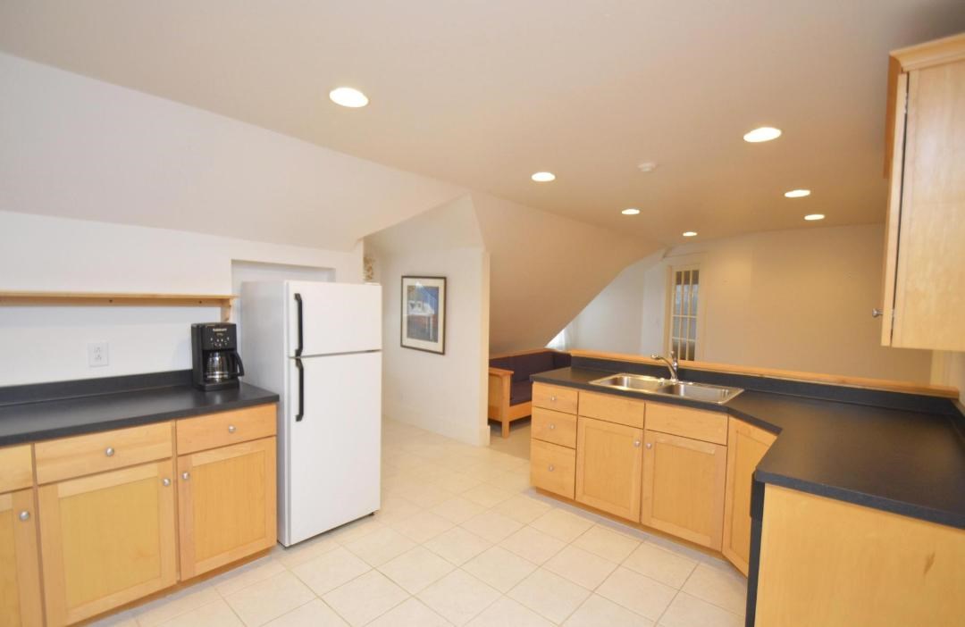 144 Pinnacle Road Rochester, NY 14620 - Photo 27 of 29 Third level legal apartment which could bring in