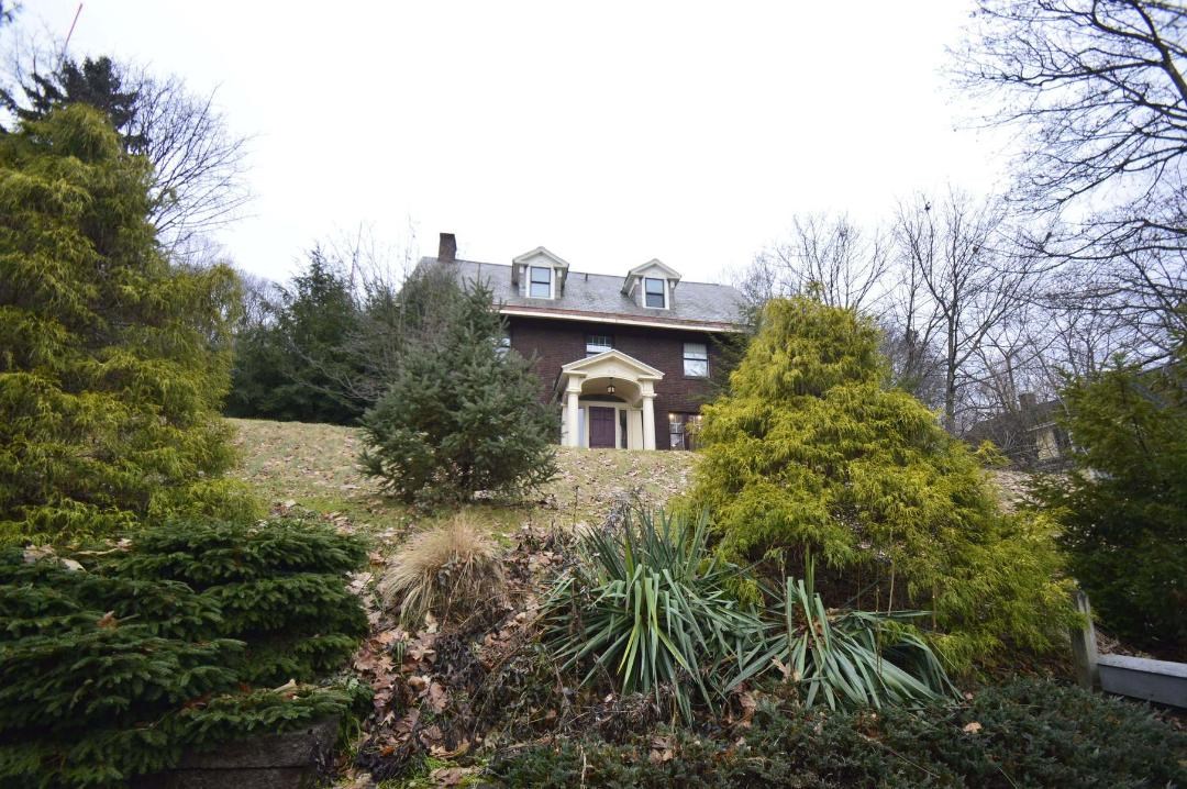 144 Pinnacle Road Rochester, NY 14620 - Photo 5 of 29 144 Pinnacle on the hill! Gorgeous setting!