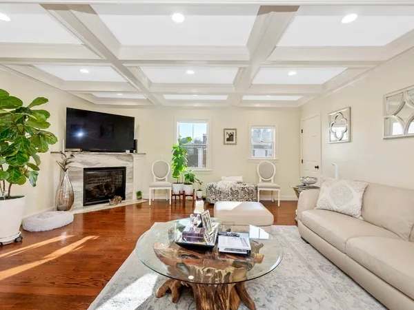 $7,500 | 50 Rowe Street, Unit 1, Auburndale, MA 02466