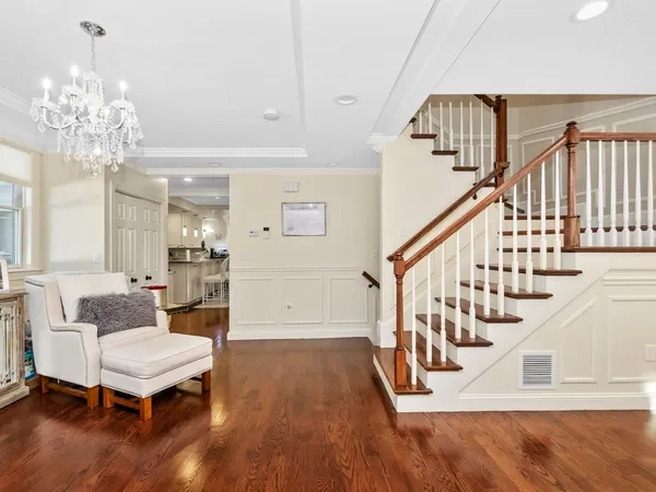 $7,500 | 50 Rowe Street, Unit 1, Auburndale, MA 02466