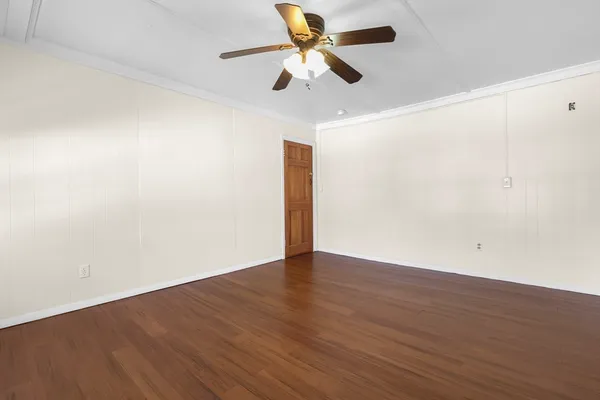 $2,200 | 119 Bank Street, Unit 2, Attleboro, MA 02703