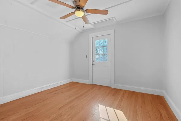 $2,200 | 119 Bank Street, Unit 2, Attleboro, MA 02703