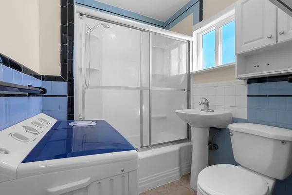 $2,200 | 119 Bank Street, Unit 2, Attleboro, MA 02703