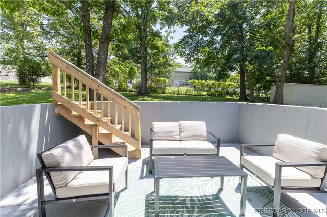 $215,000 | 75 Forestway Drive, Camdenton, MO 65020