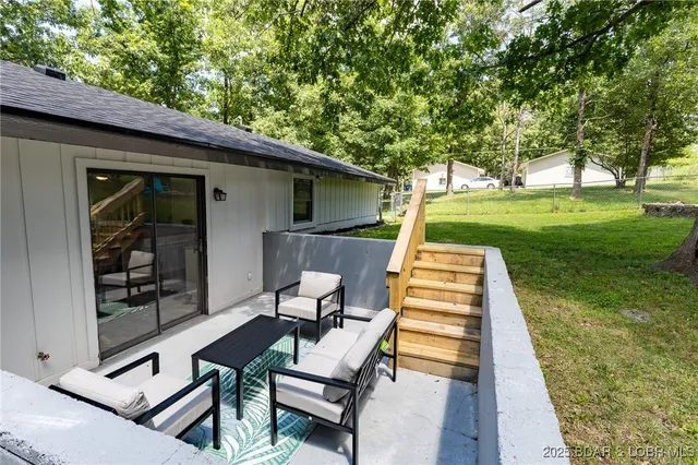 $215,000 | 75 Forestway Drive, Camdenton, MO 65020