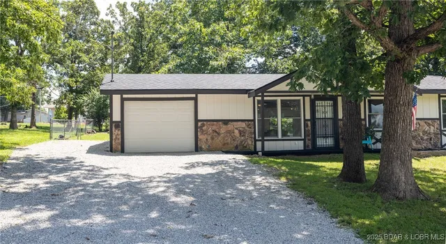 $215,000 | 75 Forestway Drive, Camdenton, MO 65020
