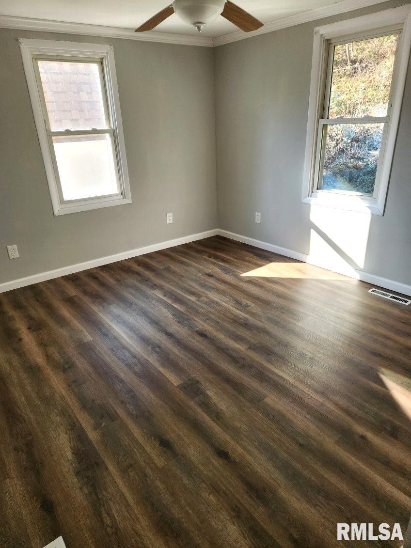5813 North Koerner Road Peoria, IL 61615 - Photo 15 of 30 Gallery Image 15