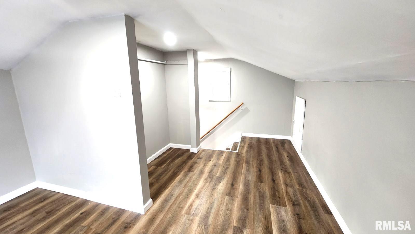 5813 North Koerner Road Peoria, IL 61615 - Photo 21 of 30 Gallery Image 21