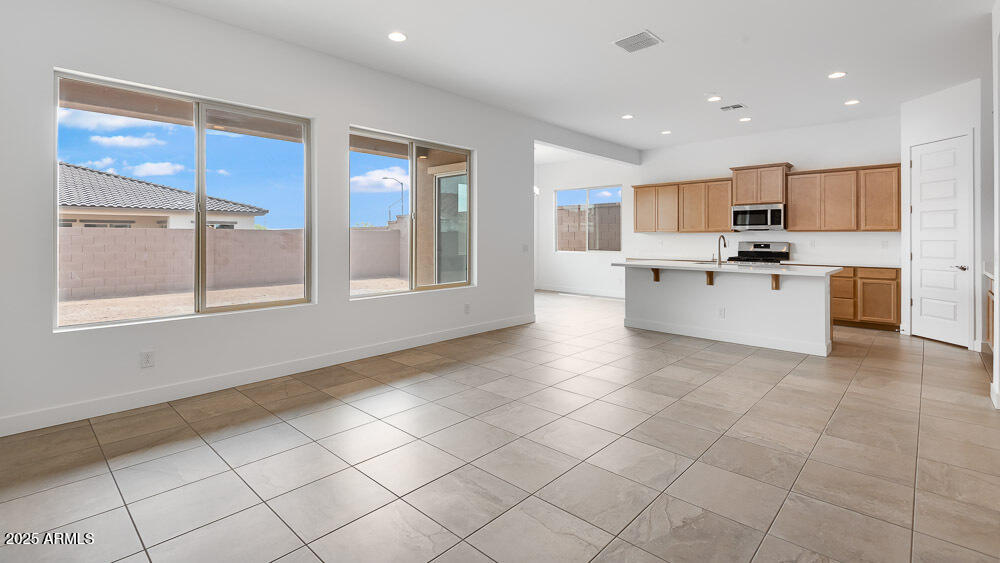 17841 West Windsor Boulevard Litchfield Park, AZ 85340 - Photo 13 of 36 hj-az-phx-allen-ranches-expedition-adela