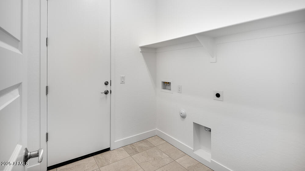 17841 West Windsor Boulevard Litchfield Park, AZ 85340 - Photo 31 of 36 hj-az-phx-allen-ranches-expedition-adela