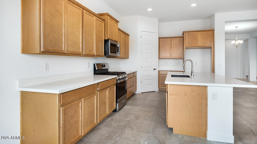 17841 West Windsor Boulevard Litchfield Park, AZ 85340 - Photo 6 of 36 hj-az-phx-allen-ranches-expedition-adela