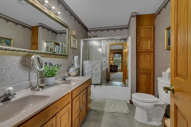 $690,000 | 72959 235th Street, Dassel, MN 55325