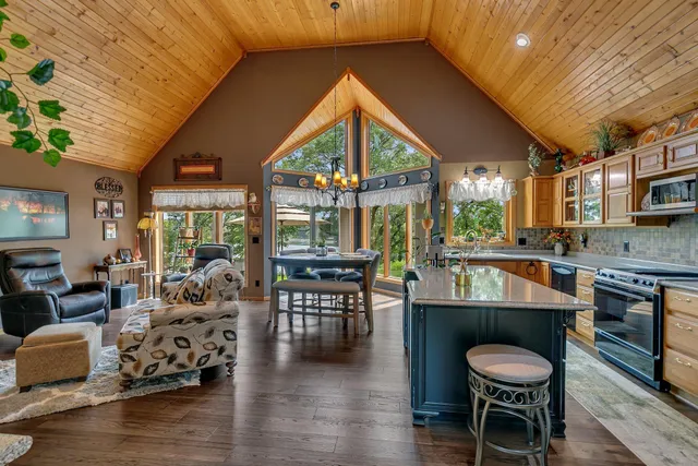 $690,000 | 72959 235th Street, Dassel, MN 55325