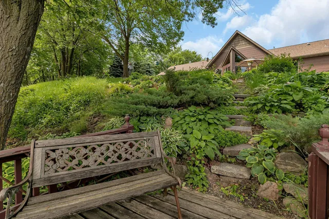 $690,000 | 72959 235th Street, Dassel, MN 55325