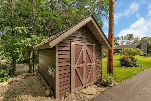 $690,000 | 72959 235th Street, Dassel, MN 55325