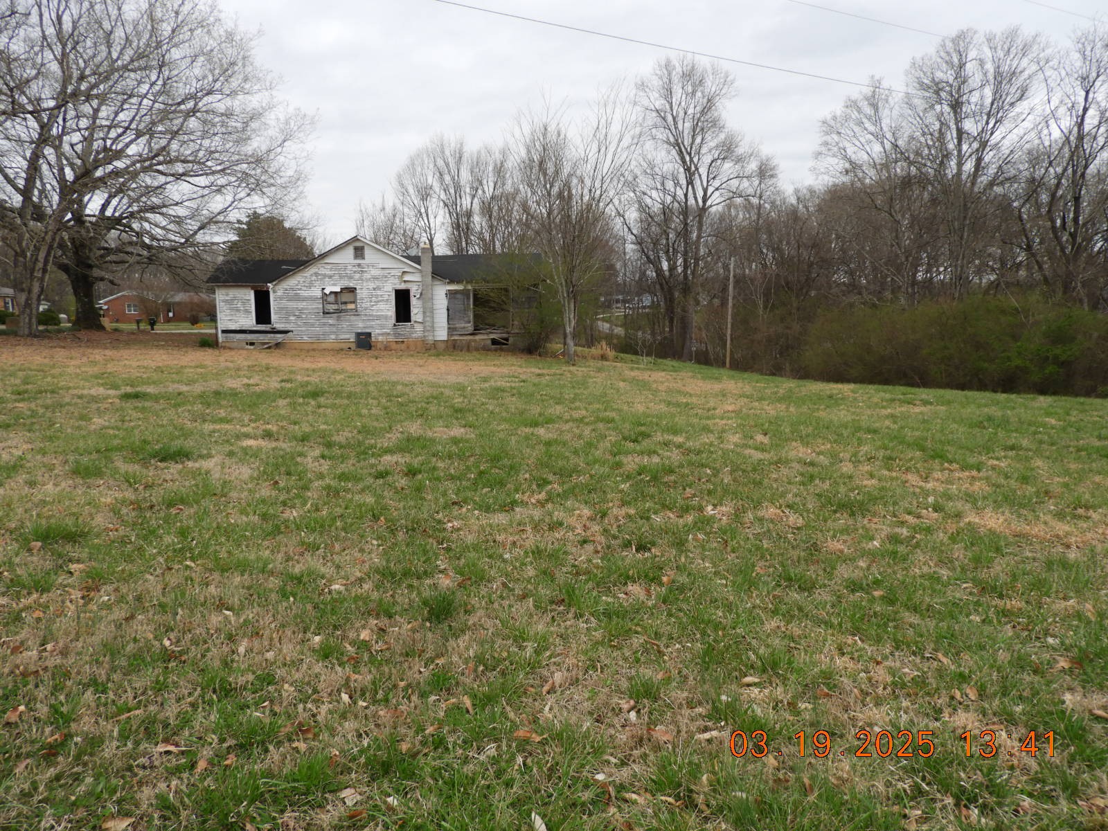 701 Oak Grove Road Goodspring, TN 38460 - Photo 7 of 17 a view of a house with a yard