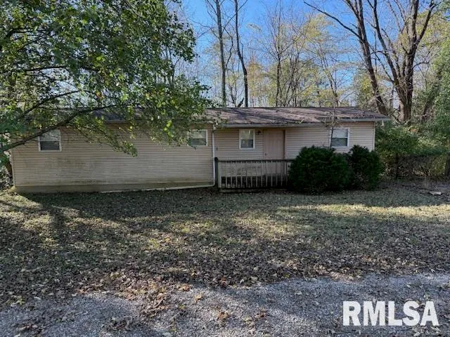 $159,900 | 40 Crockett Road, Carbondale, IL 62901