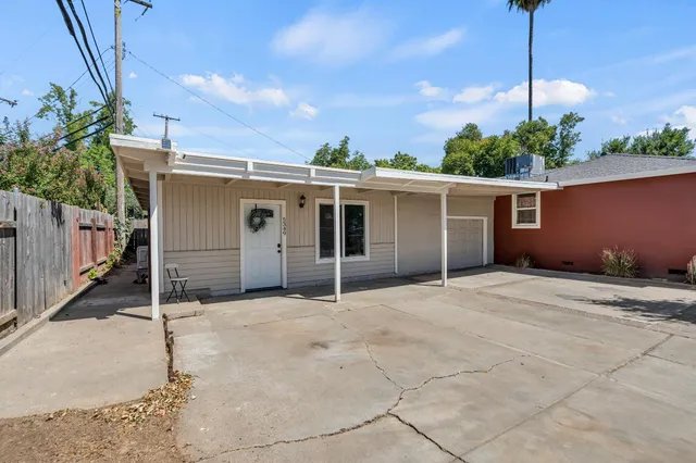 $575,000 | 5351 Whittier Drive, Sacramento, CA 95820