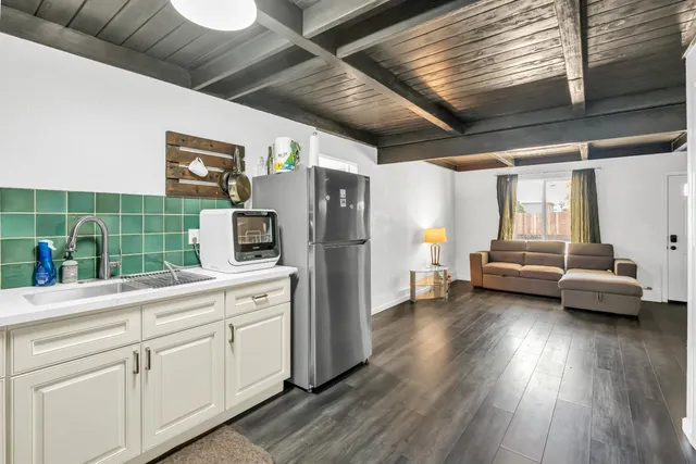 $575,000 | 5351 Whittier Drive, Sacramento, CA 95820