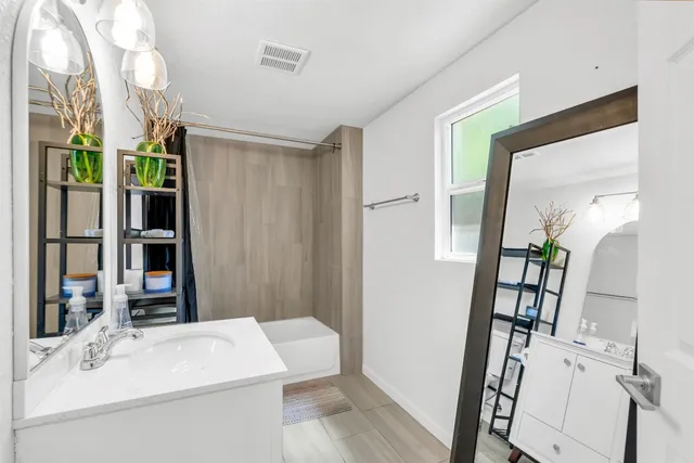 $575,000 | 5351 Whittier Drive, Sacramento, CA 95820