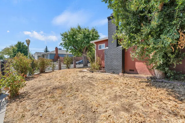 $575,000 | 5351 Whittier Drive, Sacramento, CA 95820