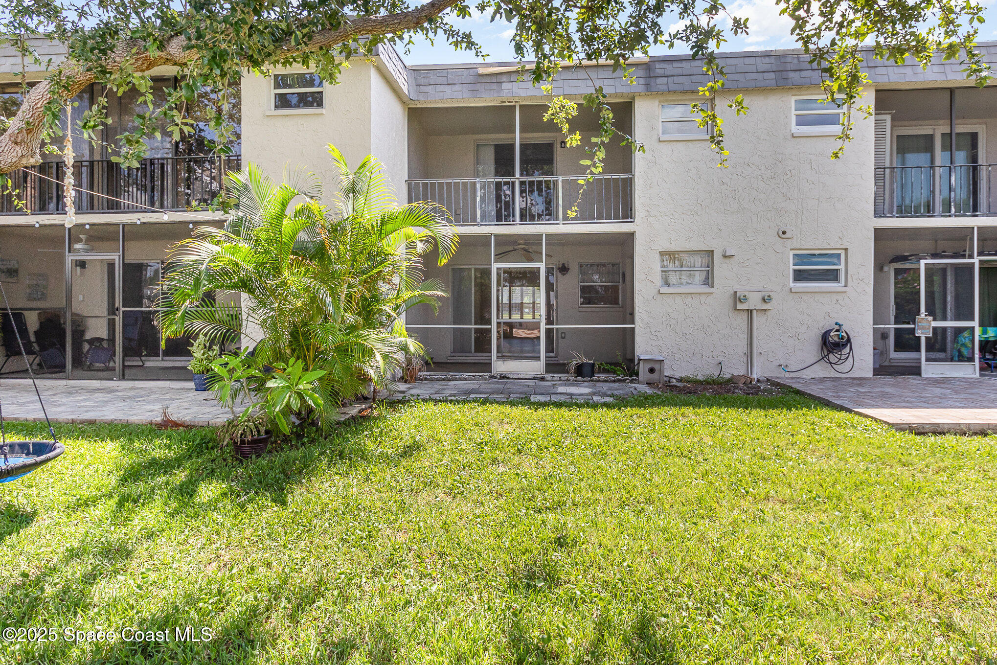 446 Blue Jay Lane Satellite Beach, FL 32937 - Photo 2 of 29 002_i77a7430-edit