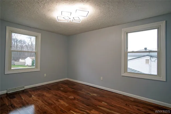 $319,900 | 4286 Sheva Lane, Hamburg, NY 14075