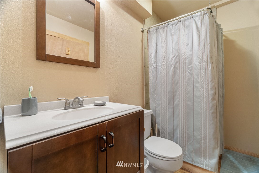 11348 Summit Lake Road Northwest Olympia, WA 98502 - Photo 28 of 40 Gallery Image 28