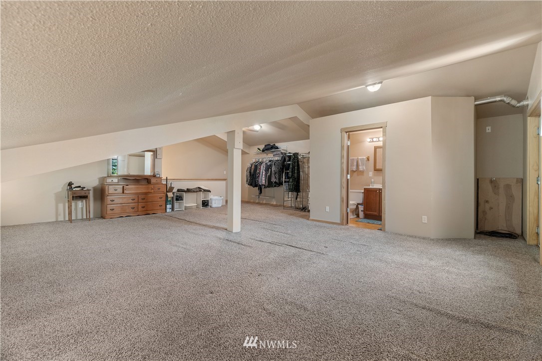 11348 Summit Lake Road Northwest Olympia, WA 98502 - Photo 32 of 40 Gallery Image 32