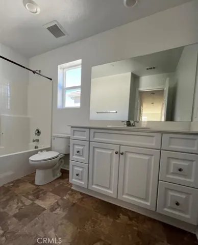 $3,900 | 5528 Soriano Way, Fontana, CA 92336