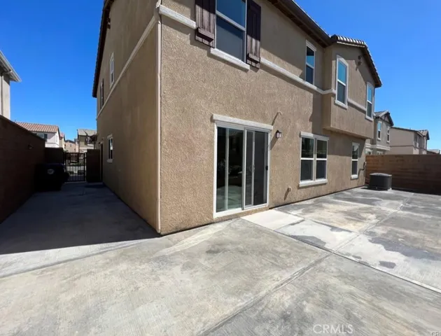 $3,900 | 5528 Soriano Way, Fontana, CA 92336