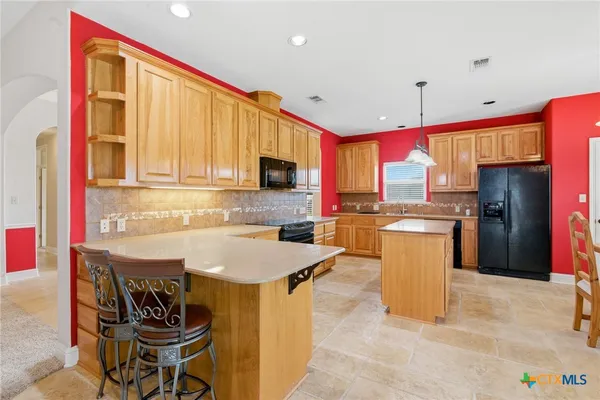 $599,900 | 108 Lakeway Court, Victoria, TX 77905