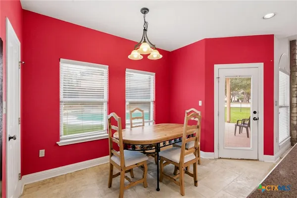 $599,900 | 108 Lakeway Court, Victoria, TX 77905