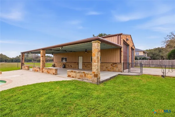 $599,900 | 108 Lakeway Court, Victoria, TX 77905
