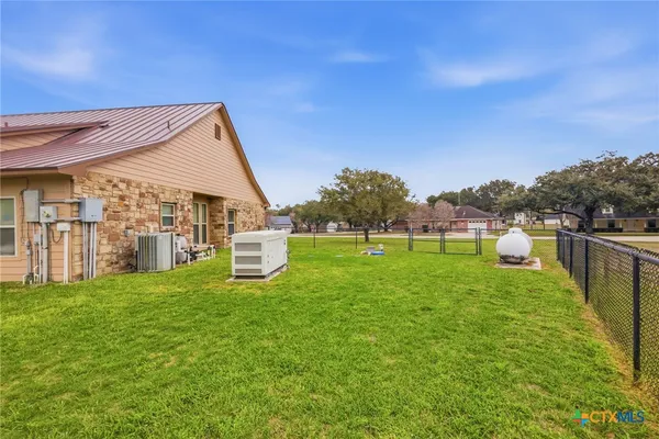 $599,900 | 108 Lakeway Court, Victoria, TX 77905