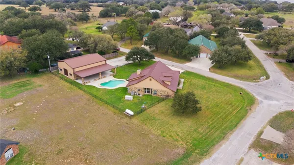 $599,900 | 108 Lakeway Court, Victoria, TX 77905