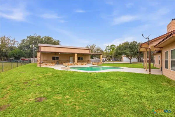 $599,900 | 108 Lakeway Court, Victoria, TX 77905