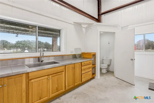 $599,900 | 108 Lakeway Court, Victoria, TX 77905