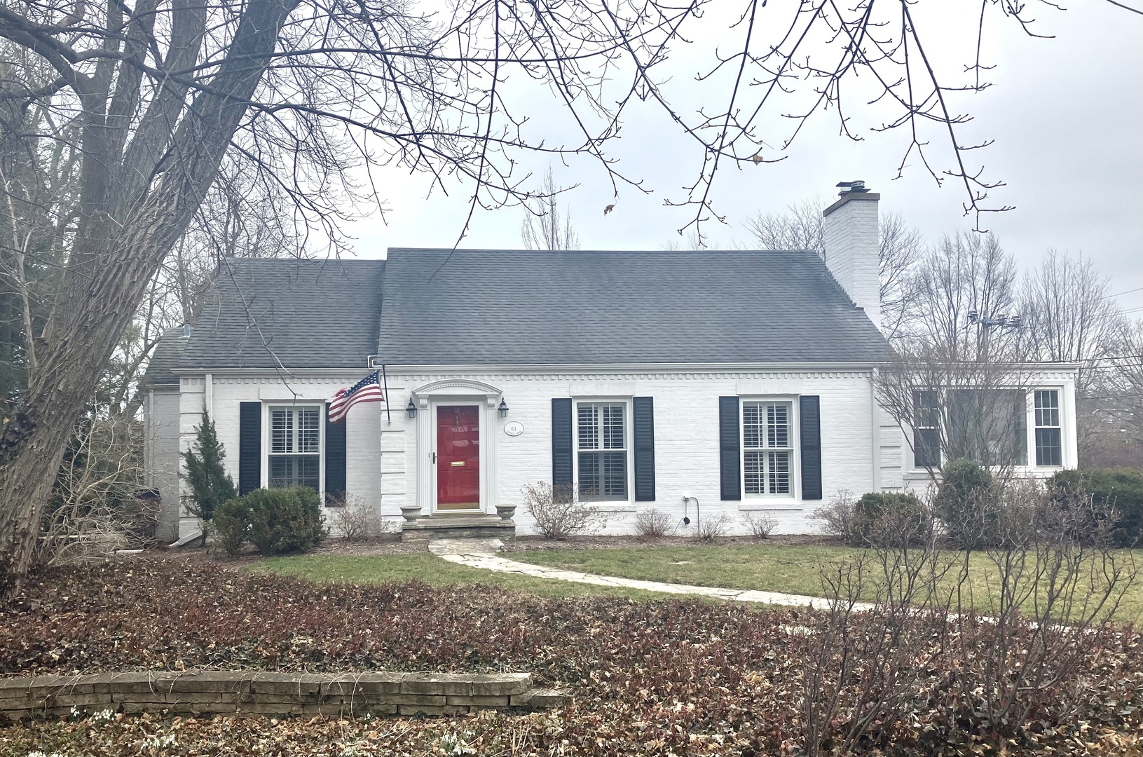 a front view of house with yard