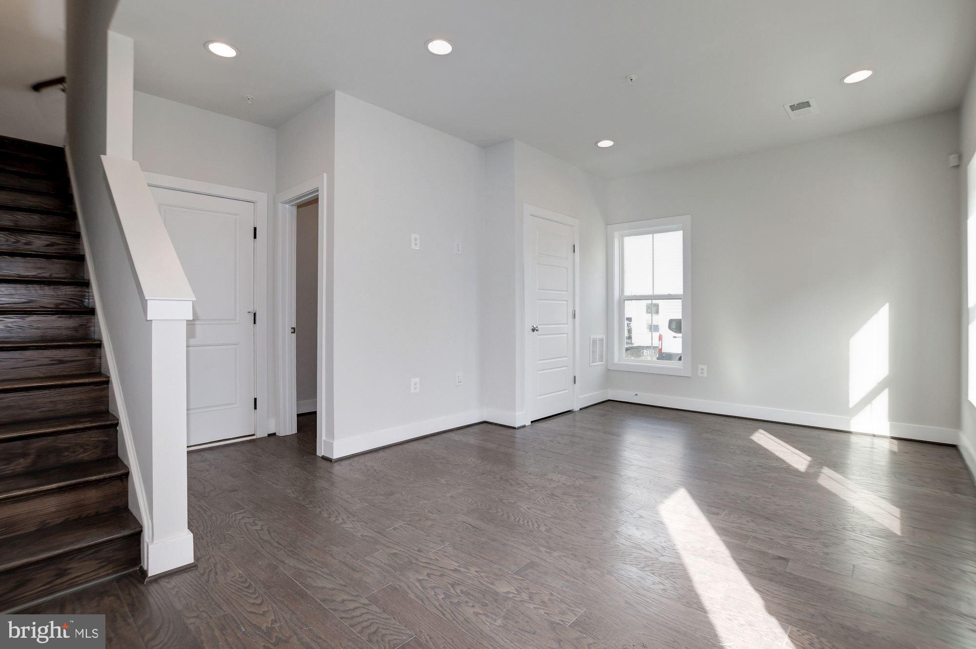2374 Wyeth Street Silver Spring, MD 20906 - Photo 3 of 51