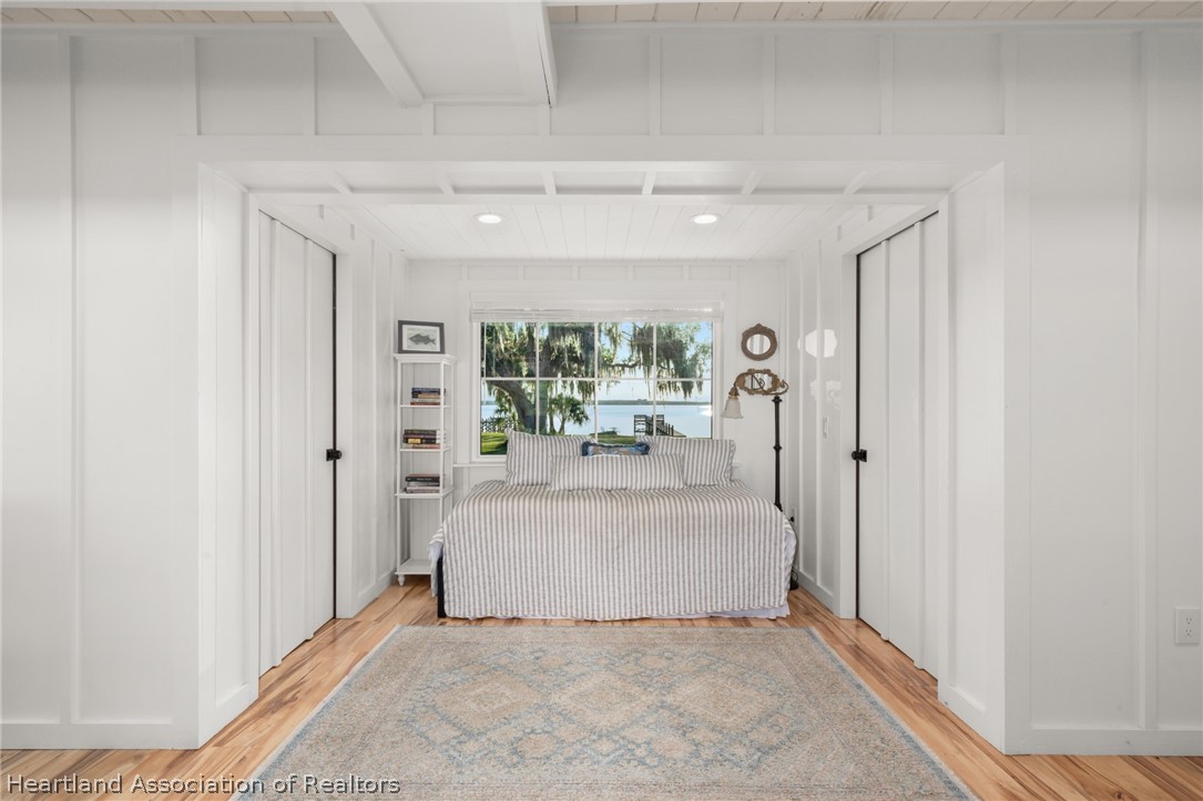 1843 South Lake Reedy Boulevard Frostproof, FL 33843 - Photo 16 of 50 a large white bed in a white room