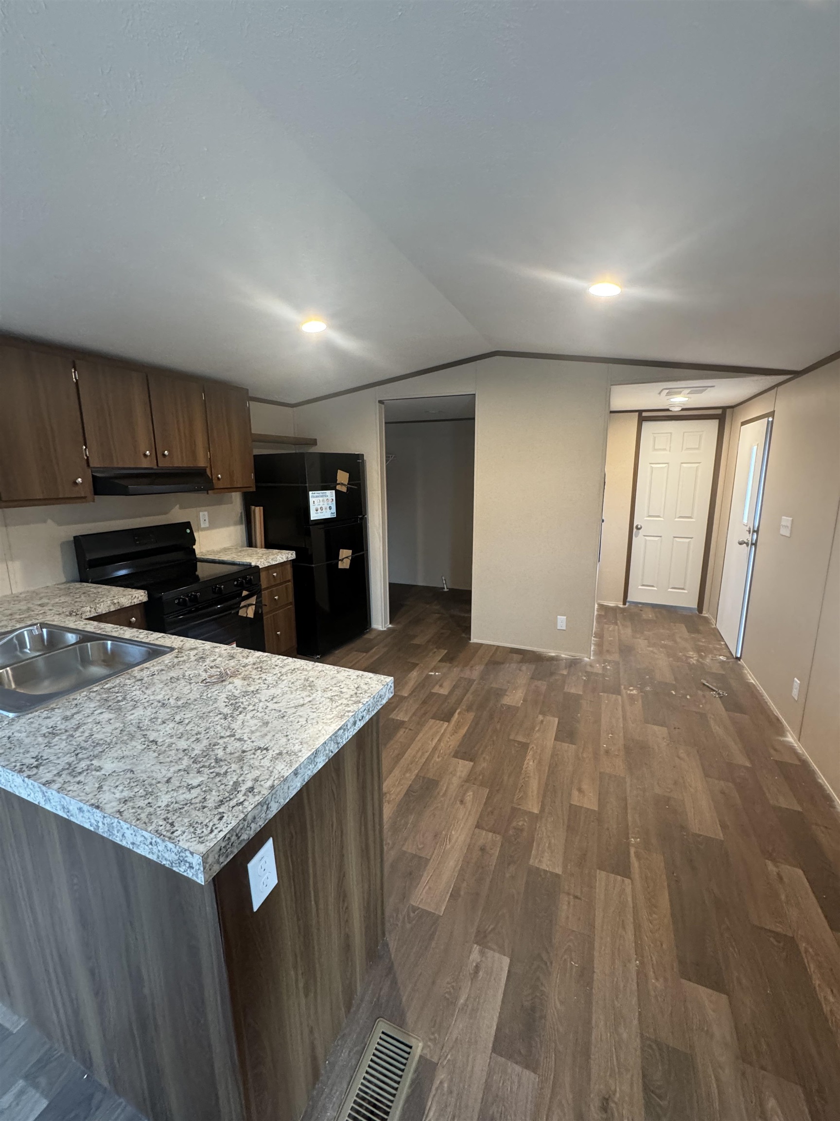 8535 Black Creek Road Nichols, SC 29581 - Photo 8 of 25