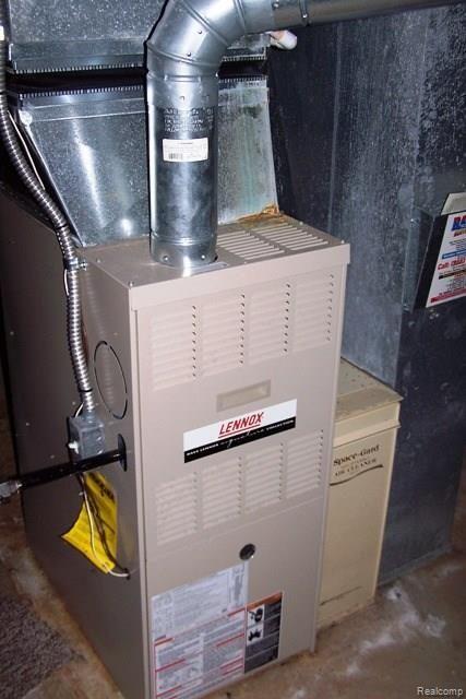 68500 Dequindre Road Washington, MI 48095 - Photo 26 of 37 furnace.JPG
